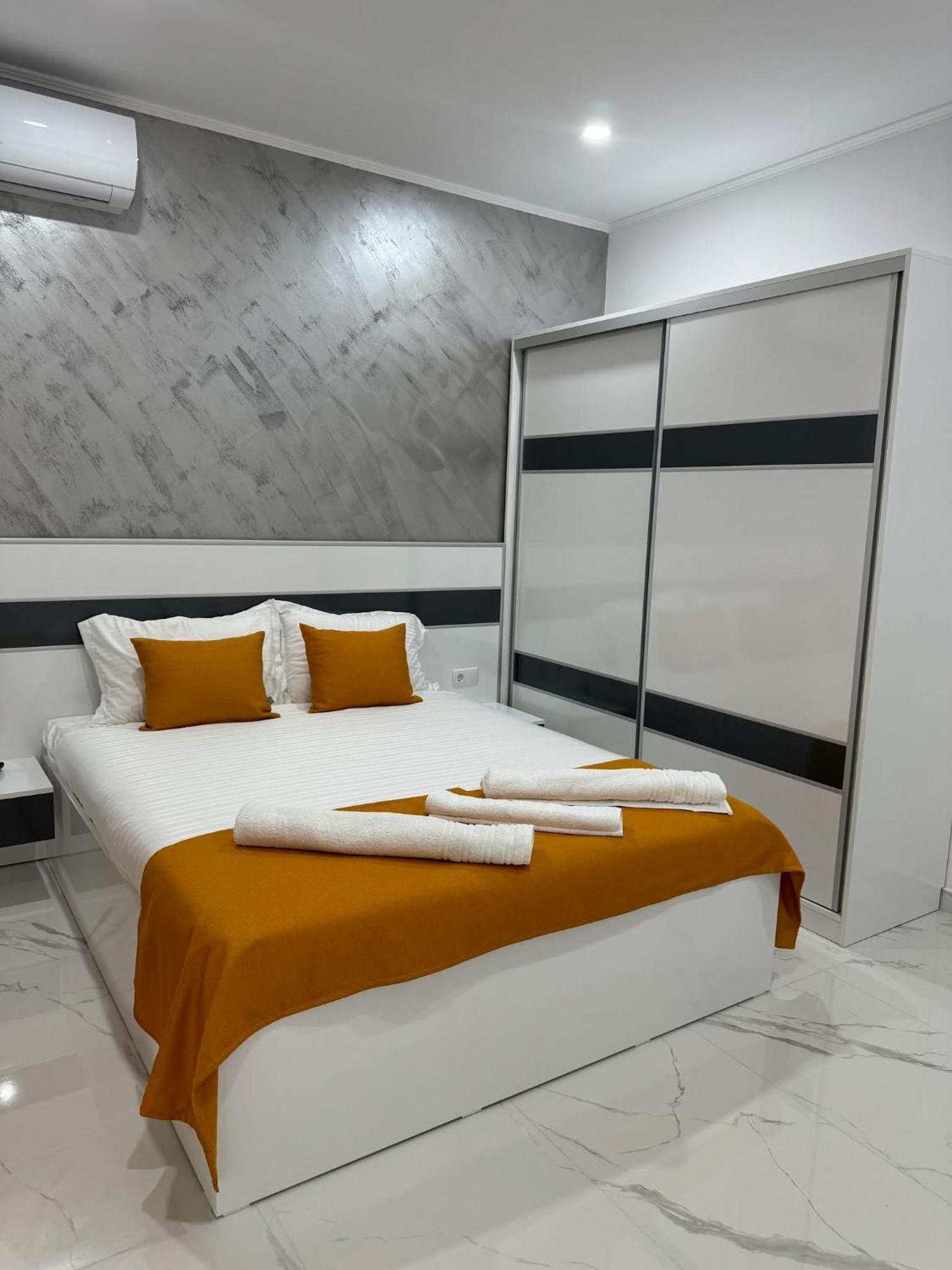 Pami Appartement Néa Péramos Buitenkant foto